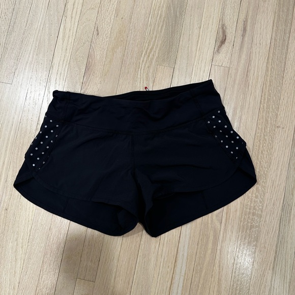 Lulu lemon shorts - Picture 1 of 2